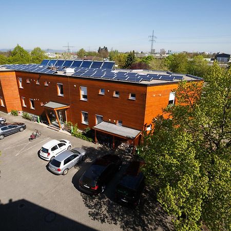 Greencity Boardinghouse Фрайбург Екстериор снимка