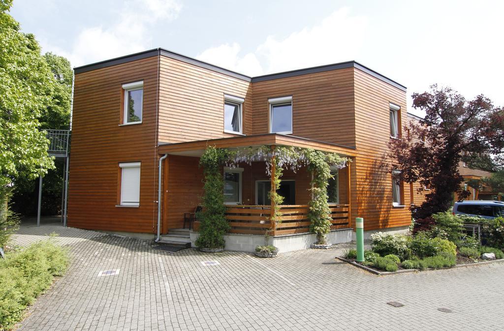 Greencity Boardinghouse Фрайбург Екстериор снимка